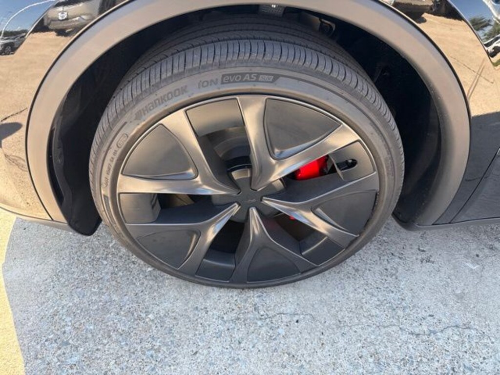 Used 2026 Tesla Model Y SUV