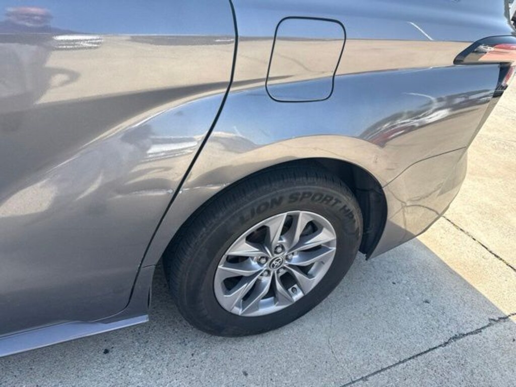 Used 2022 Toyota Sienna LE Minivan/Van