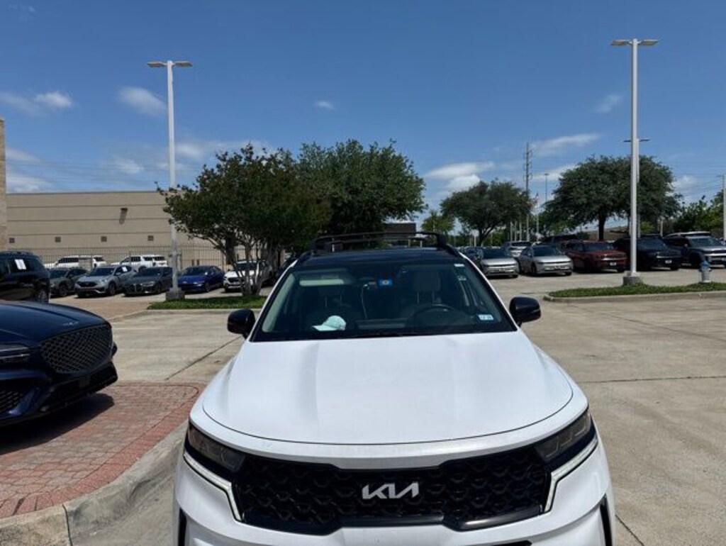 Used 2023 Kia Sorento SX SUV