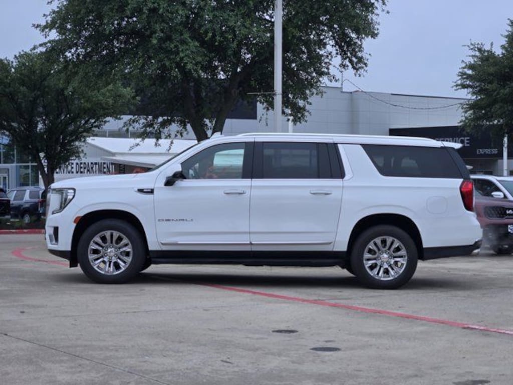Used 2023 GMC Yukon XL Denali SUV