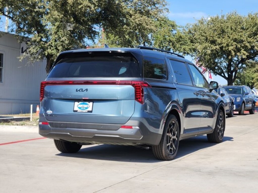 New 2026 Kia Carnival SX Prestige Minivan/Van