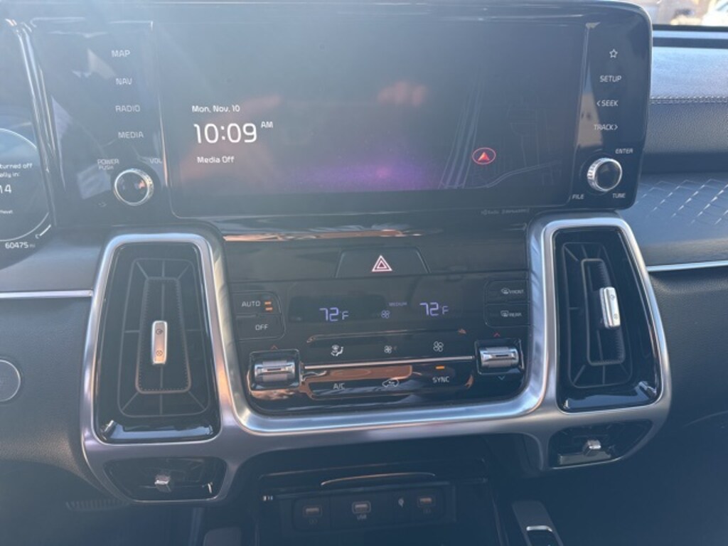 Certified 2023 Kia Sorento SX SUV