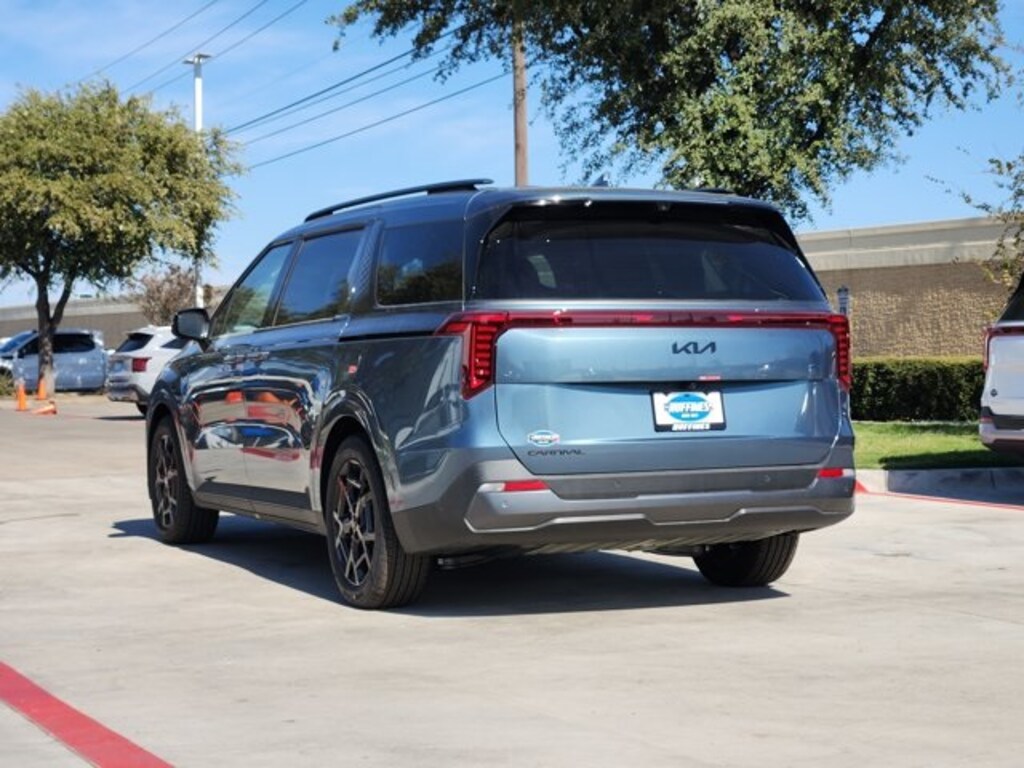 New 2026 Kia Carnival SX Prestige Minivan/Van