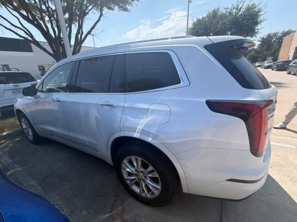 Used 2021 Cadillac XT6 Luxury SUV