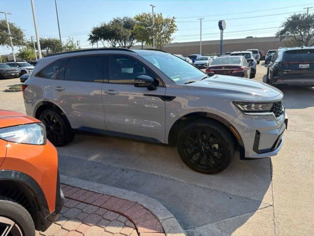 Certified 2023 Kia Sorento SX SUV