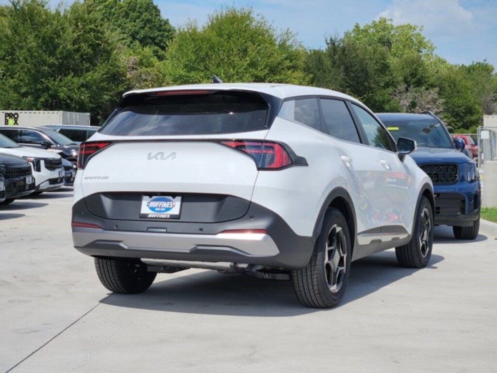New 2026 Kia Sportage EX SUV