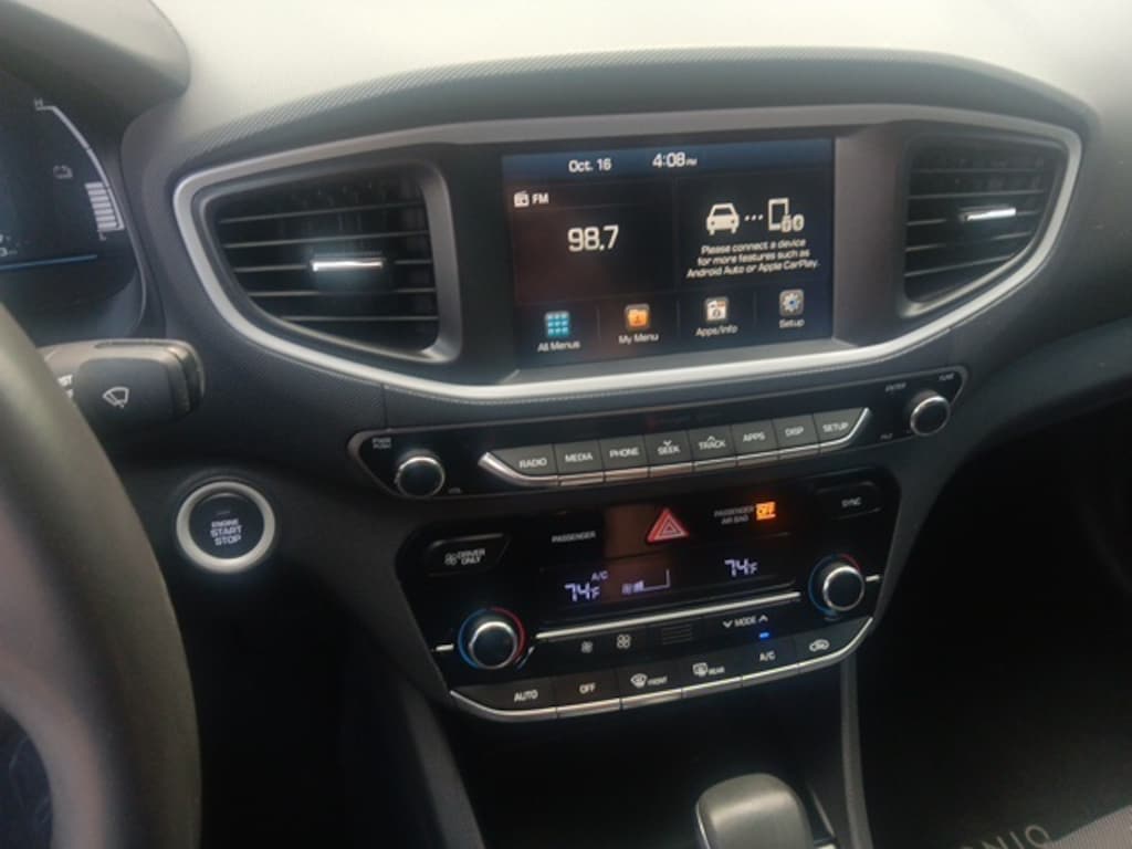 Used 2018 Hyundai IONIQ Hybrid SEL Hatchback