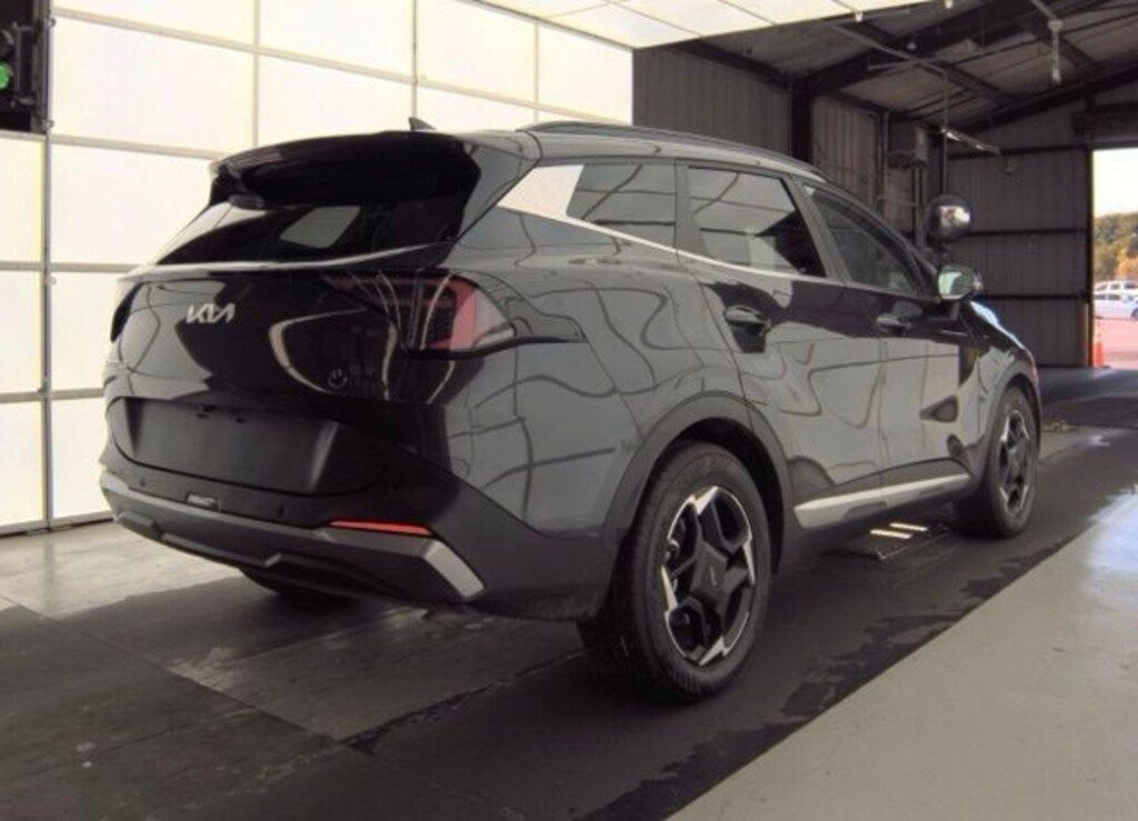 Certified 2026 Kia Sportage EX SUV
