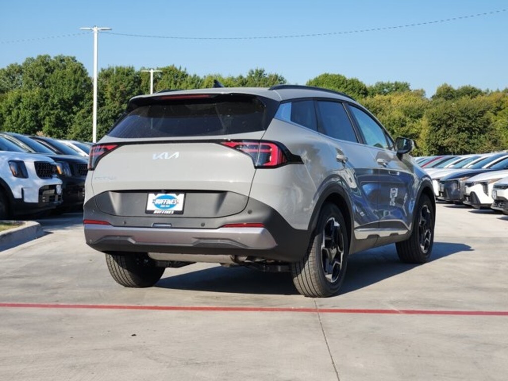 New 2026 Kia Sportage EX SUV