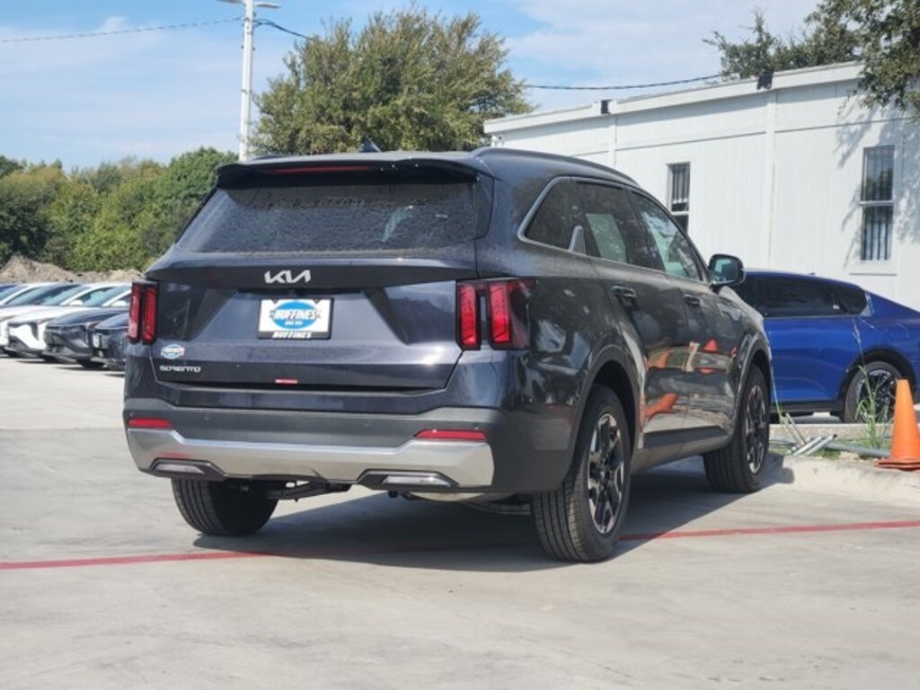 New 2026 Kia Sorento S SUV