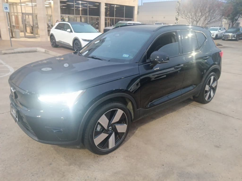 Used 2023 Volvo XC40 Recharge Pure Electric Ultimate SUV