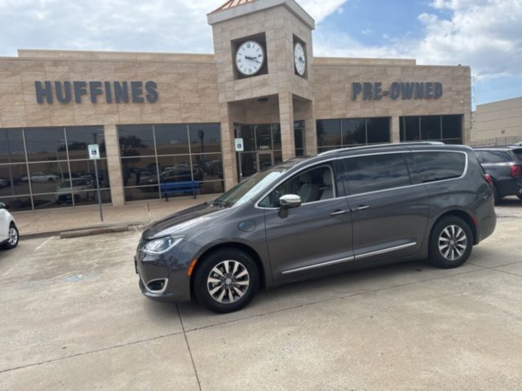 Used 2020 Chrysler Pacifica Hybrid Limited Minivan/Van
