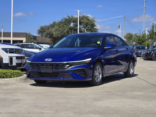 Certified 2025 Hyundai Elantra SE Sedan