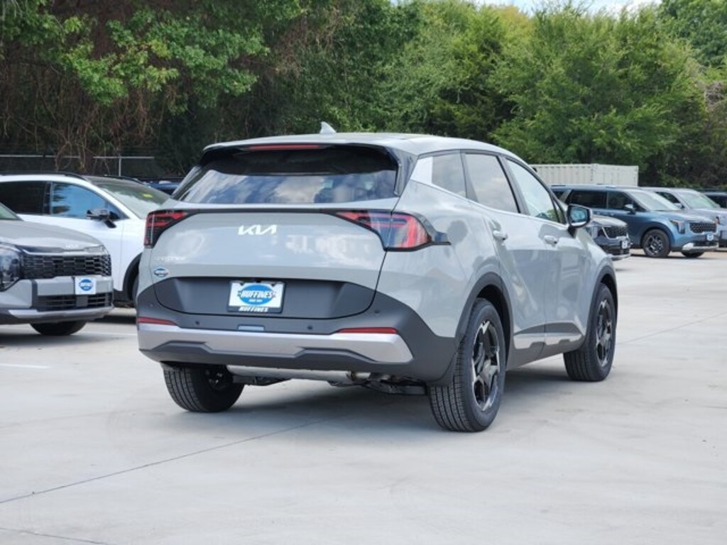New 2026 Kia Sportage EX SUV