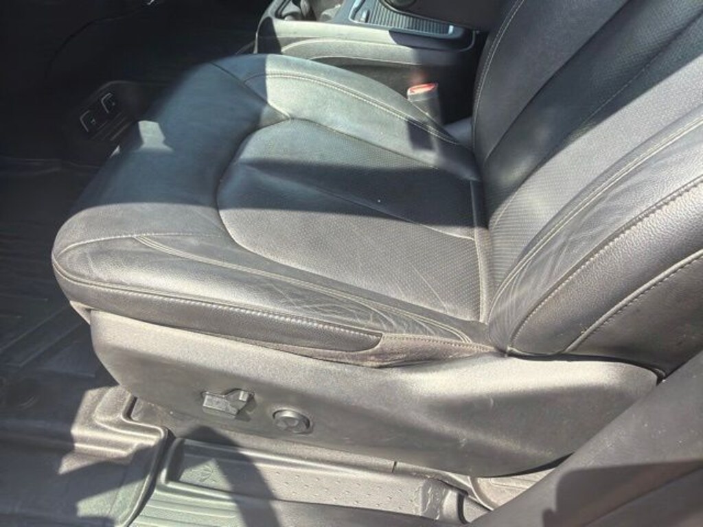 Used 2020 Chrysler Pacifica Touring L Plus Minivan/Van
