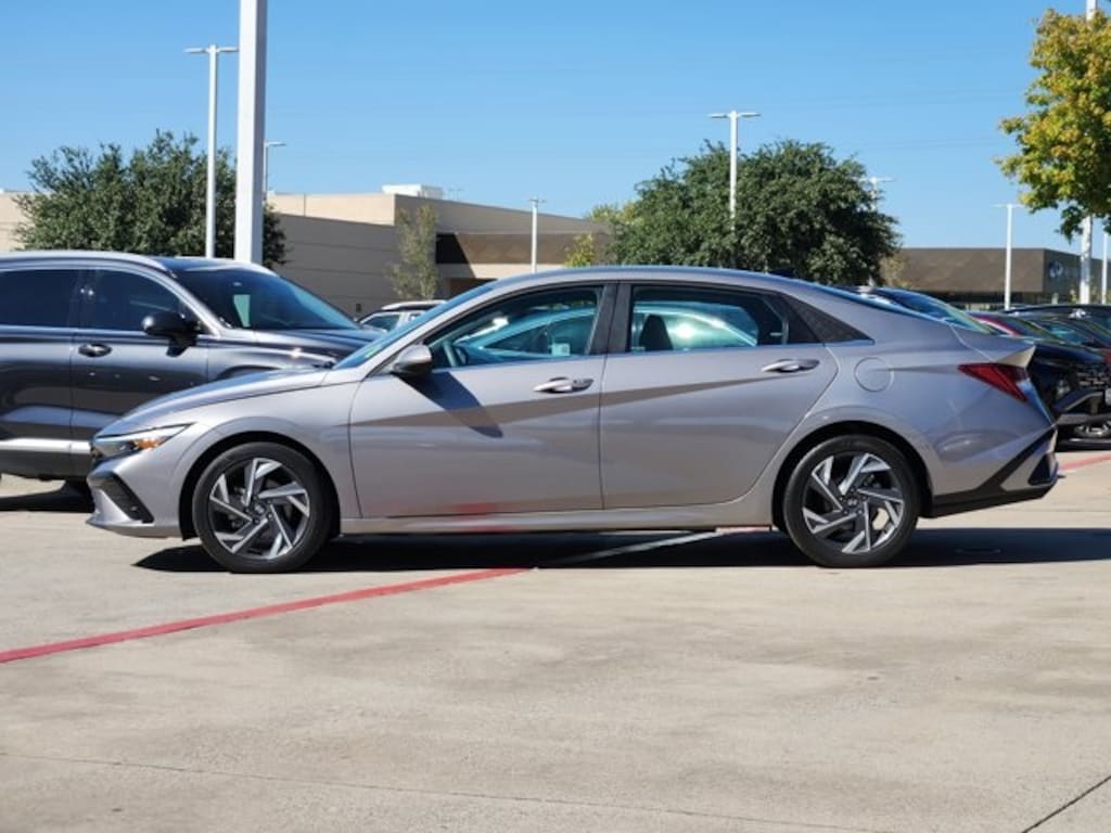 Certified 2024 Hyundai Elantra SEL Sedan