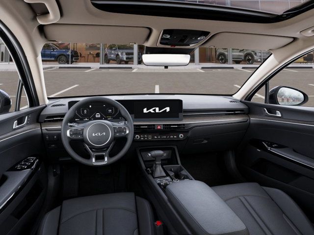 2025 Kia K5 EX - Photo 14