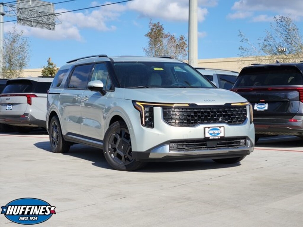 New 2026 Kia Carnival Hybrid SX Minivan/Van