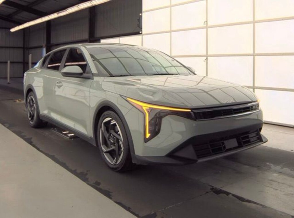 Certified 2025 Kia K4 EX Sedan