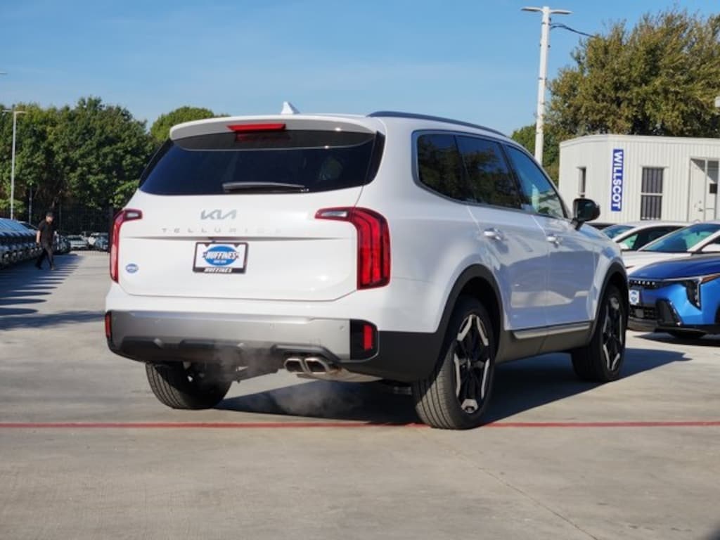New 2025 Kia Telluride S SUV