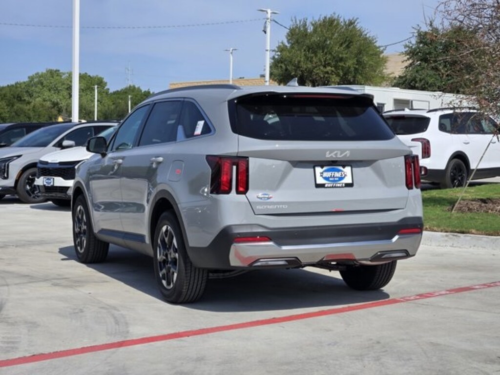 New 2026 Kia Sorento S SUV