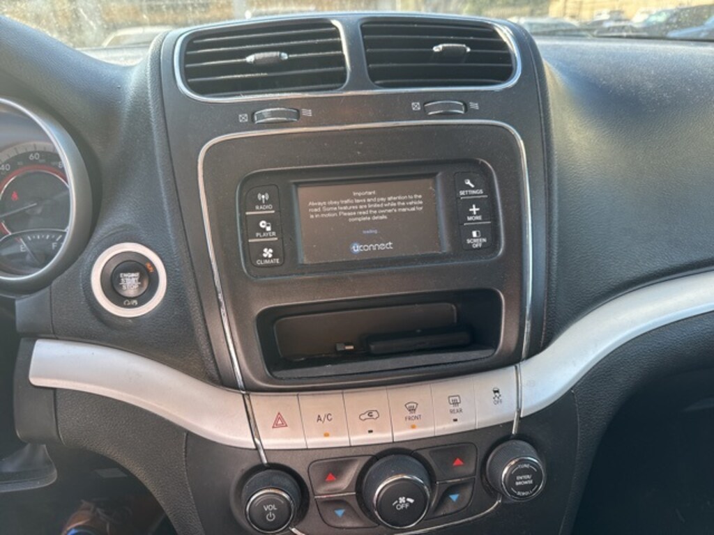 Used 2018 Dodge Journey SE SUV