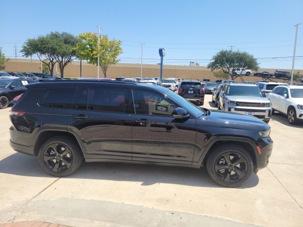 Used 2021 Jeep Grand Cherokee L Altitude SUV