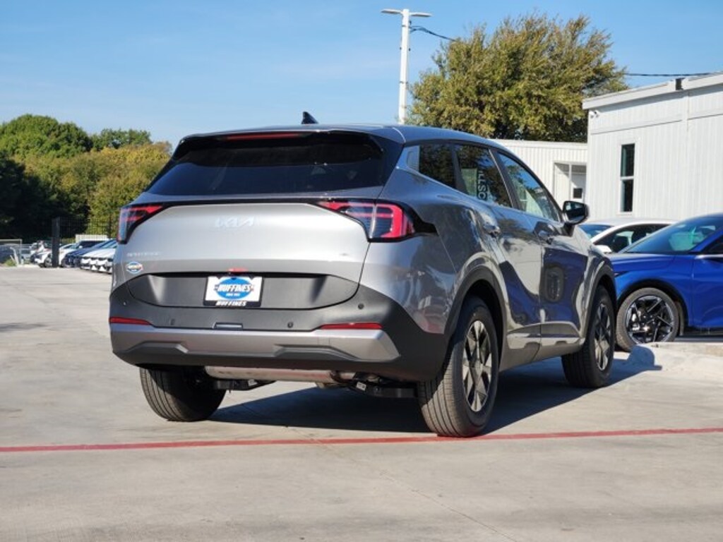 New 2026 Kia Sportage Hybrid LX SUV