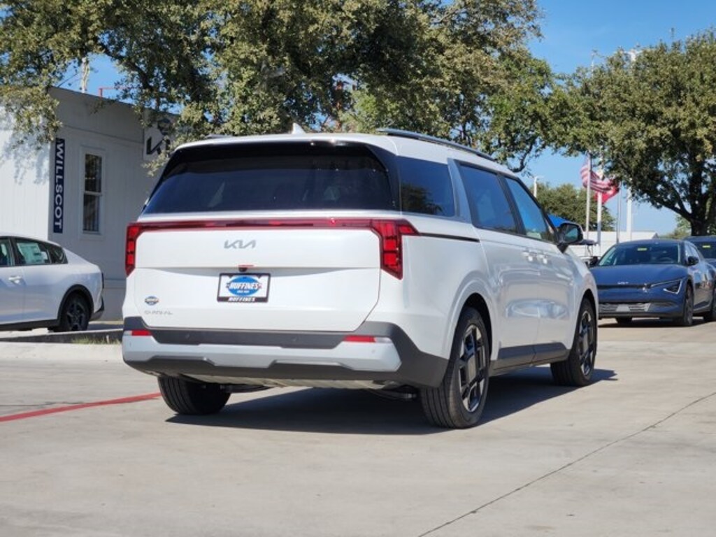 New 2026 Kia Carnival EX Minivan/Van