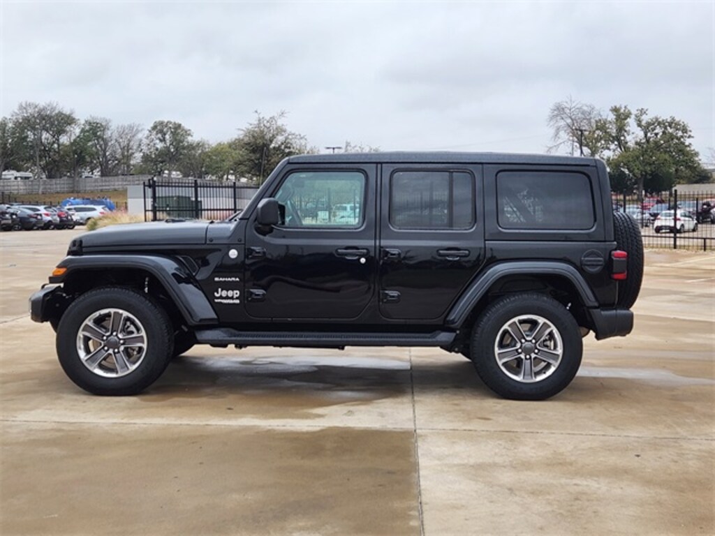 Used 2021 Jeep Wrangler Unlimited Sahara SUV
