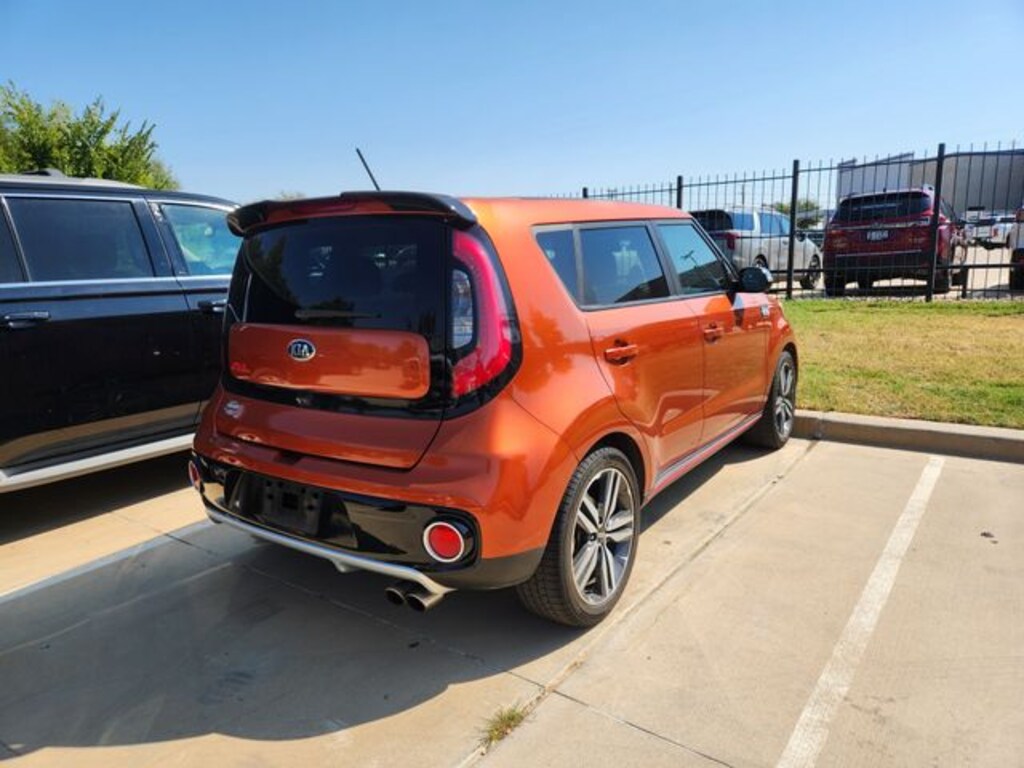 Certified 2018 Kia Soul ! Hatchback