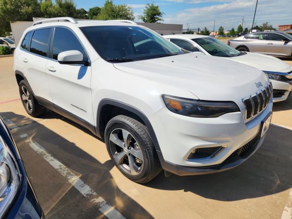 Used 2019 Jeep Cherokee Limited 4x4 SUV