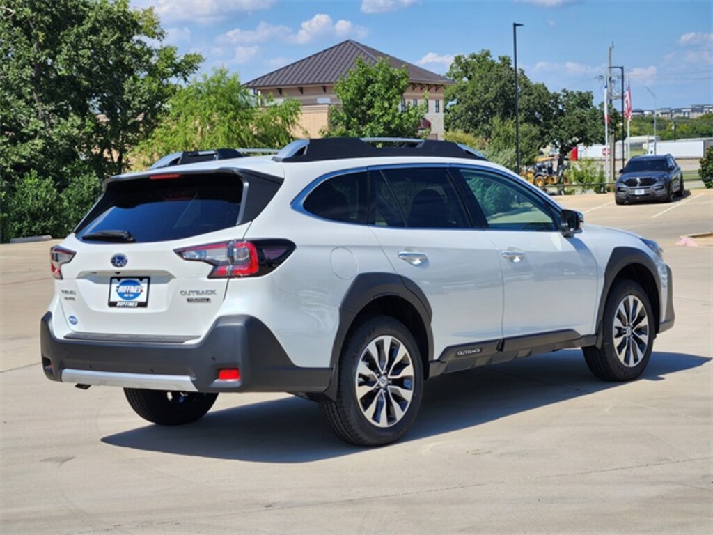 New 2025 Subaru Outback Touring SUV