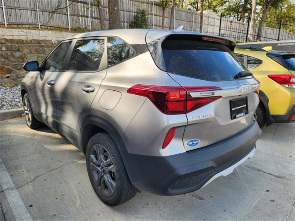 Certified 2022 Kia Seltos LX SUV