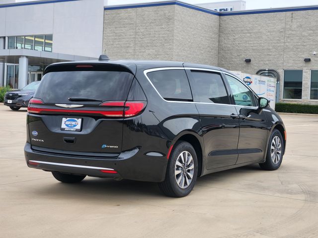 2023 Chrysler Pacifica Hybrid Touring L - Photo 7