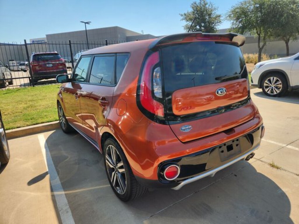 Certified 2018 Kia Soul ! Hatchback