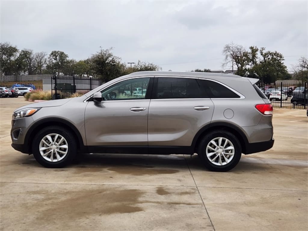 Used 2016 Kia Sorento 2.4L LX FWD SUV