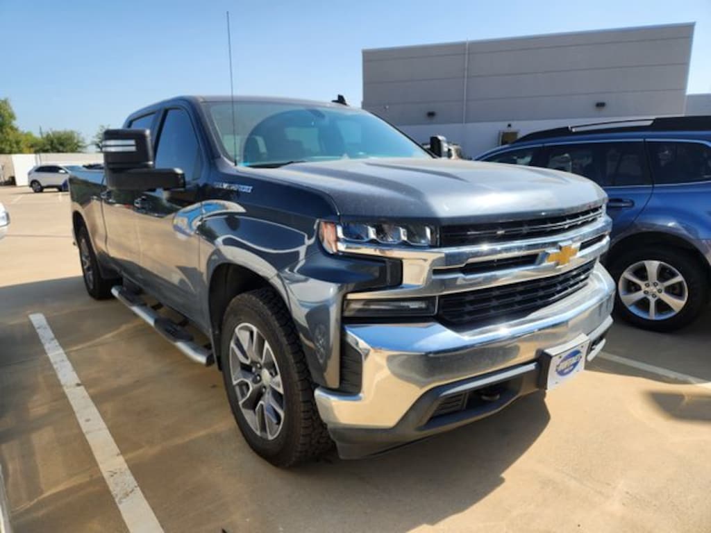Used 2020 Chevrolet Silverado 1500 LT Truck Crew Cab