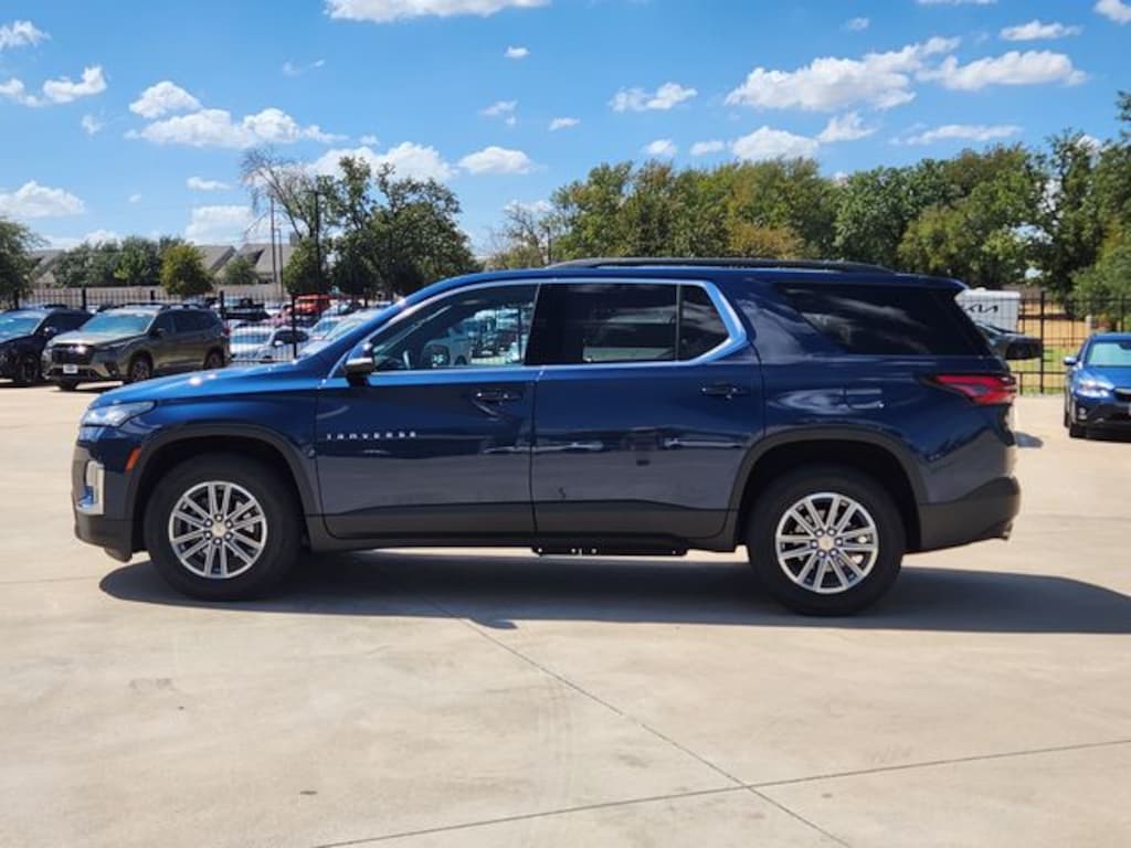 Used 2023 Chevrolet Traverse LT Cloth w/1LT SUV