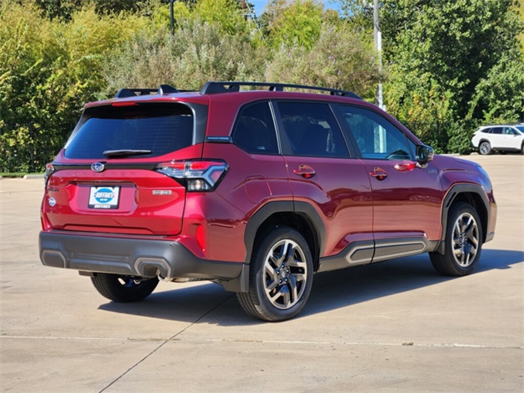 New 2025 Subaru Forester Hybrid Limited SUV
