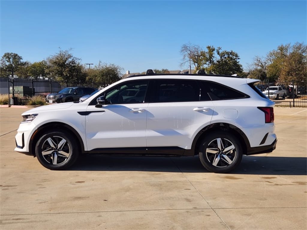 Used 2023 Kia Sorento S SUV