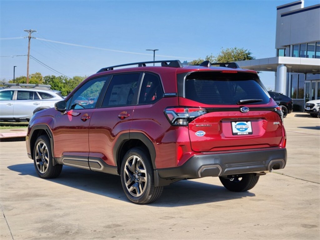 New 2025 Subaru Forester Hybrid Limited SUV