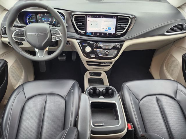 2023 Chrysler Pacifica Hybrid Touring L - Photo 26