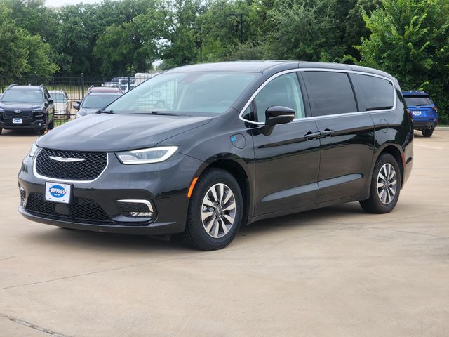 2023 Chrysler Pacifica Hybrid Touring L - Photo 3