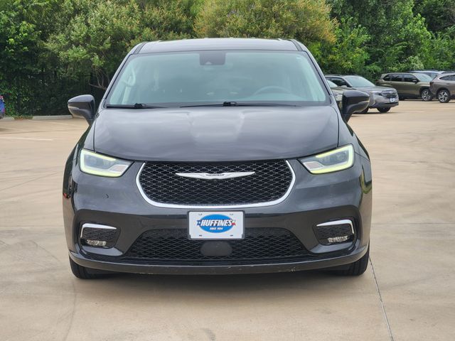 2023 Chrysler Pacifica Hybrid Touring L - Photo 2