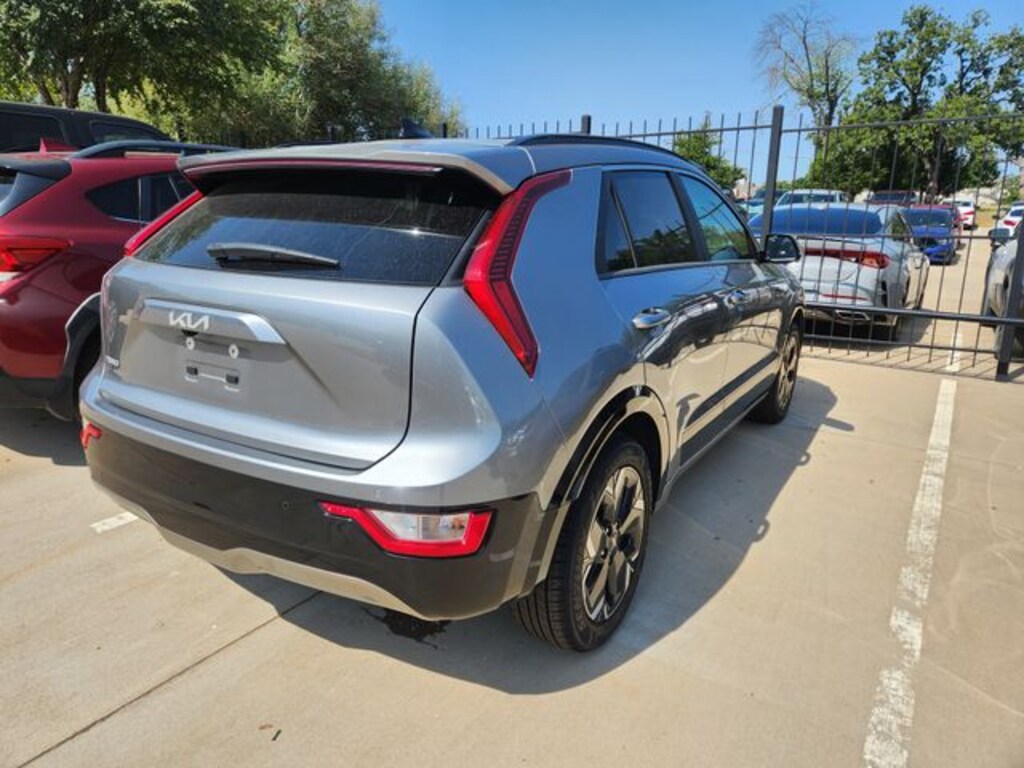 Certified 2024 Kia Niro EV Wind SUV
