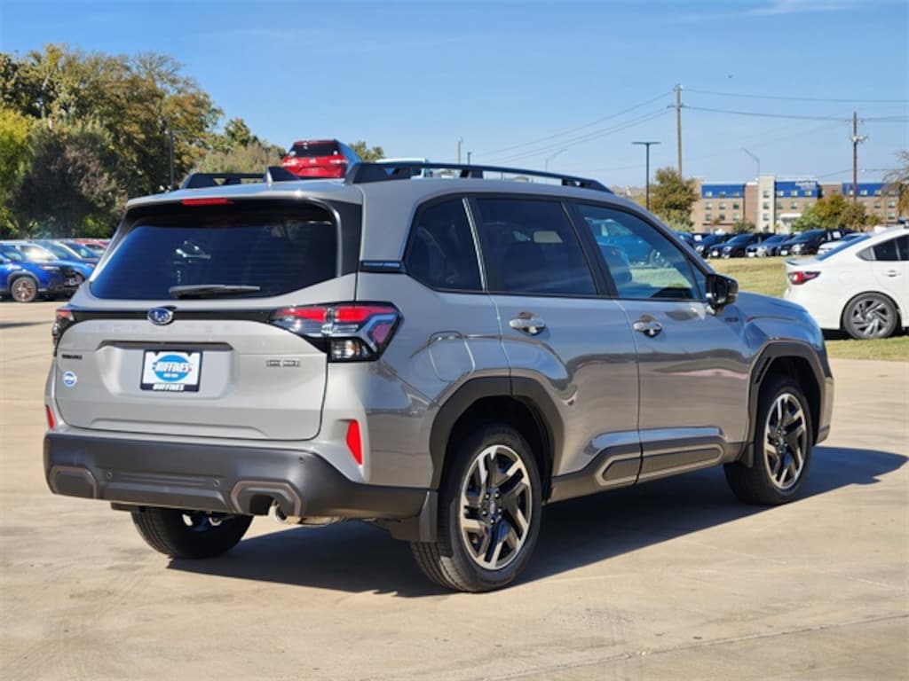 New 2025 Subaru Forester Hybrid Limited SUV