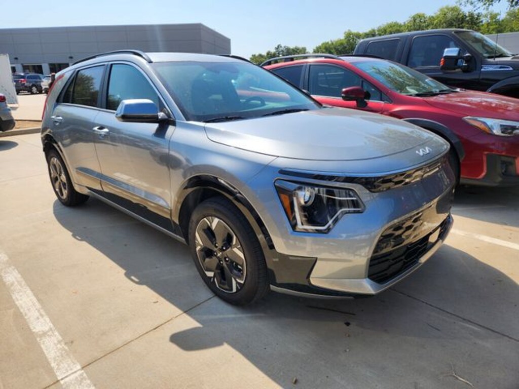 Certified 2024 Kia Niro EV Wind SUV