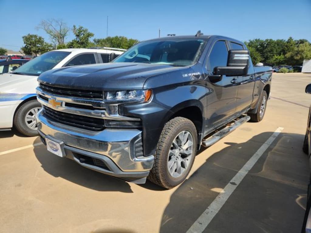 Used 2020 Chevrolet Silverado 1500 LT Truck Crew Cab