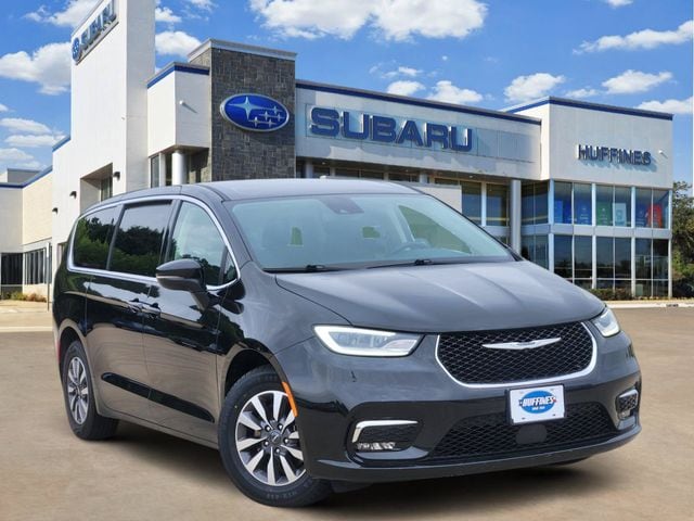 2023 Chrysler Pacifica Hybrid